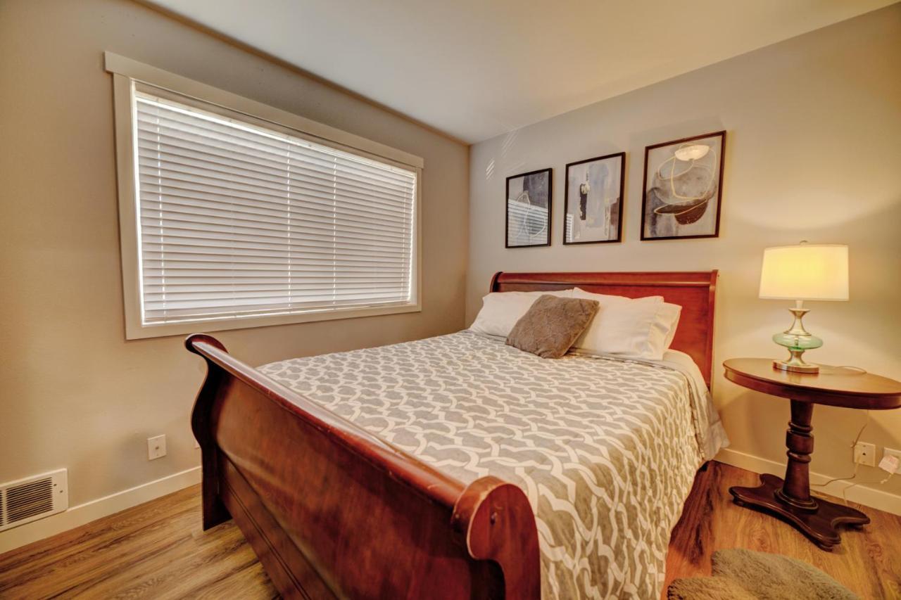 Cozy 2 Bedroom Townhouse In Northgate Seattle Esterno foto