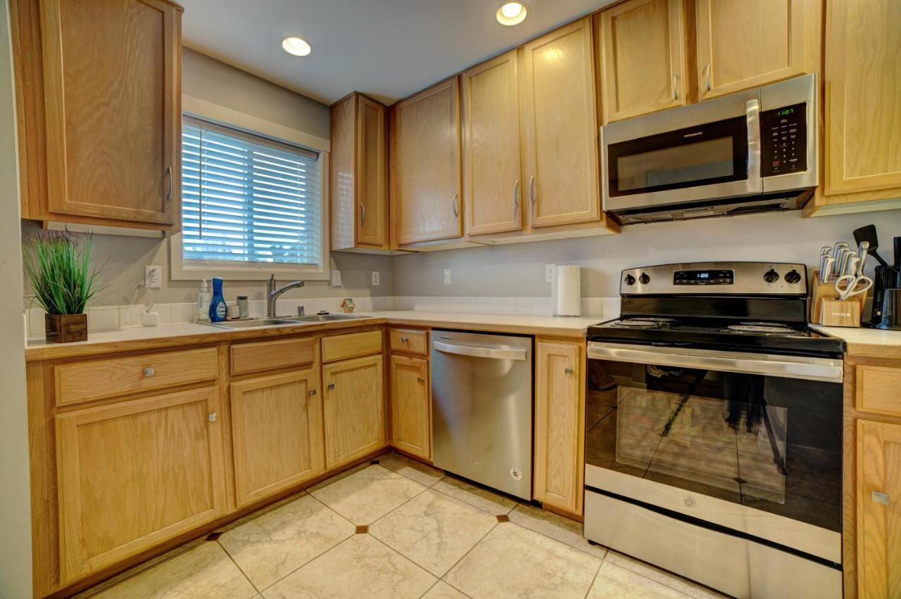 Cozy 2 Bedroom Townhouse In Northgate Seattle Esterno foto